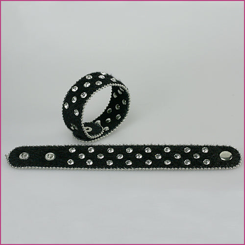 Leder Armband mit Kristallsteinen