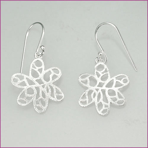 925 Silber Ohrhänger mit Blumenmotiv