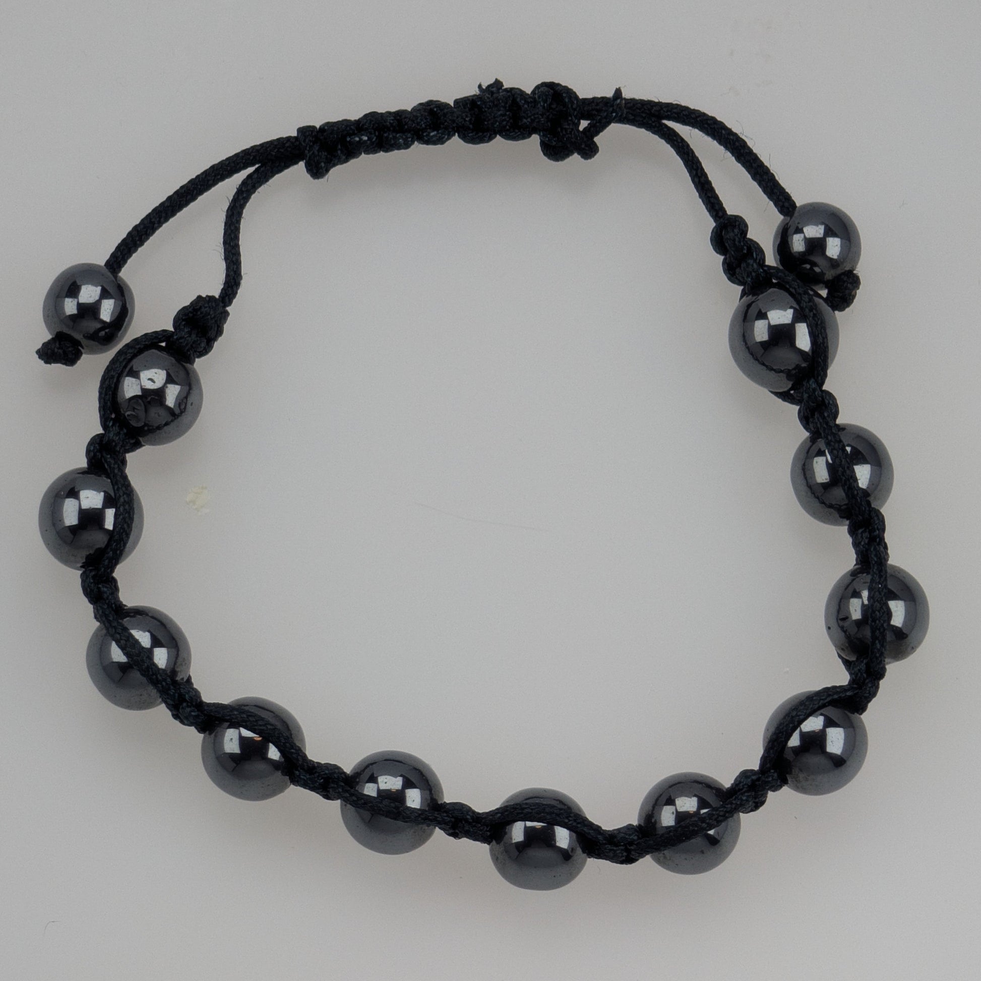 Perlenarmband mit Schwarzgrauen Perlen