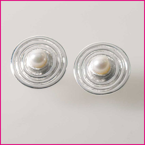 925 Silber Ohrstecker mit Süßwasserperle