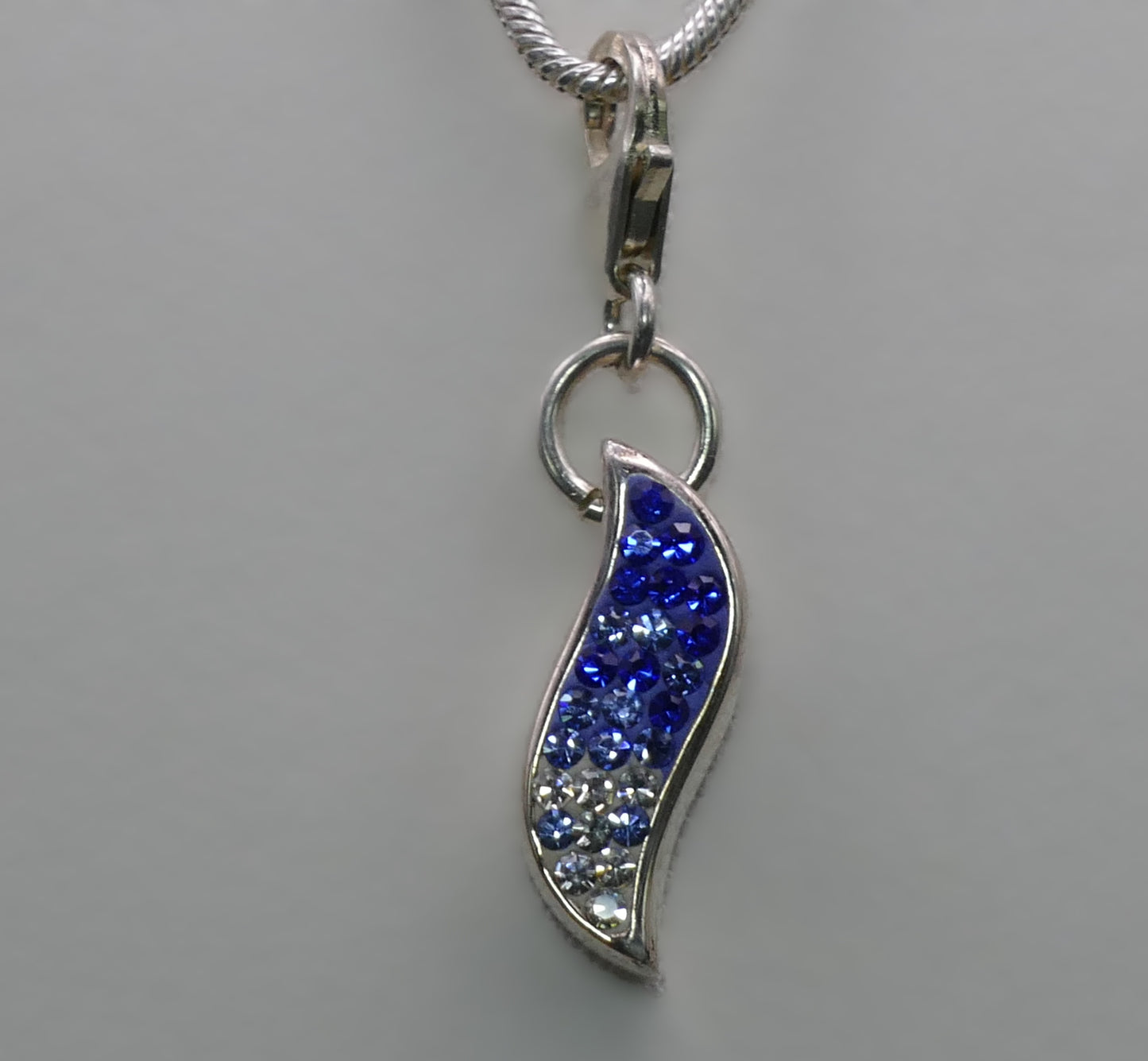 Charm "Lichtwoge"