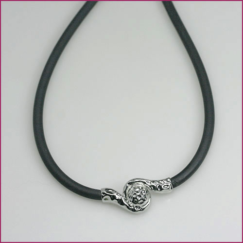 Moosgummi Collier