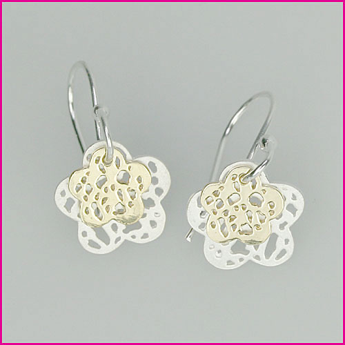 925 Silber Ohrhänger mit Blumenmotiv