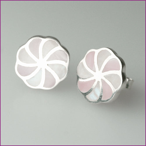 925 Silber Ohrstecker mit Blumenmotiv & Perlmutt