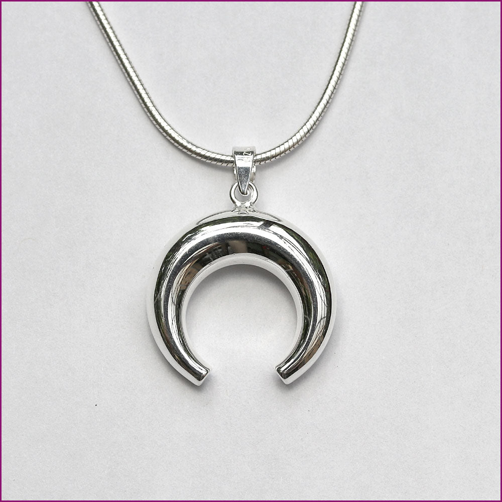 925 Silber Anhänger mit Halbmond-Sichel-Motiv